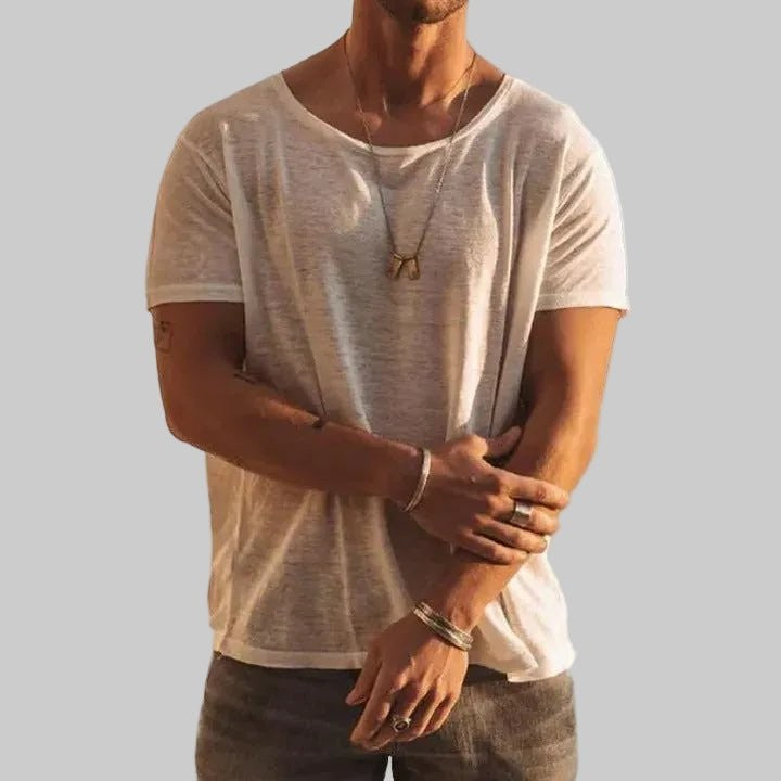 White round-neck short-sleeve T-shirt with a raw-edge scoop collar