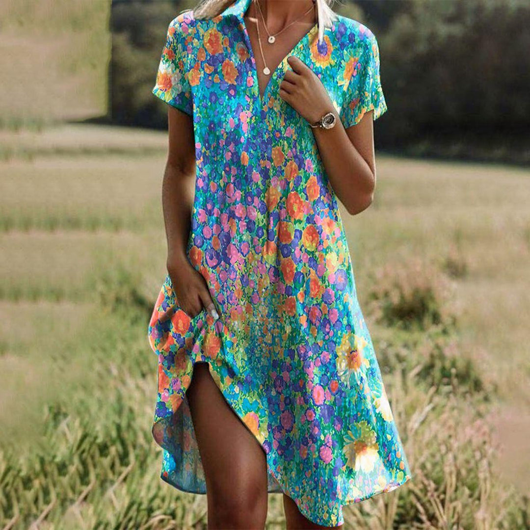 Floral print midi dress with V-neck collar and split hem in vibrant multicolour